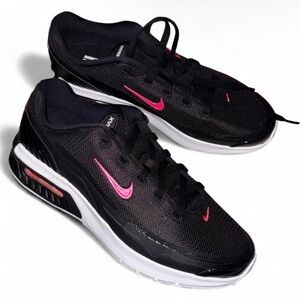 Kohl's Nike Women's Black and Pink Sneakers